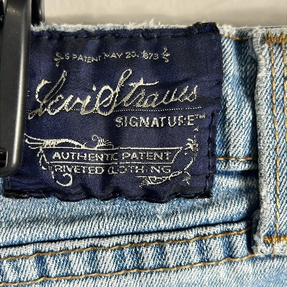 Vtg. ‎ LEVI STRAUSS SIGNATURE COLLECTION Low Rise Flare JEANS Women -Junior 15